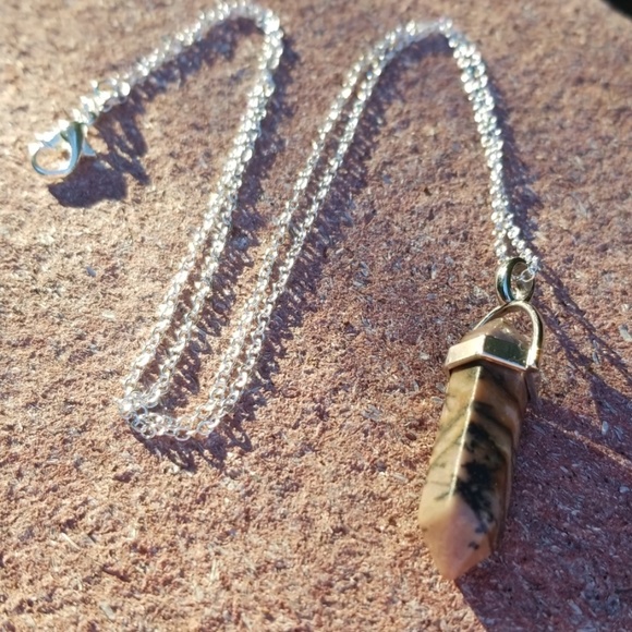 Rhodonite Stone Pendant - Picture 1 of 4